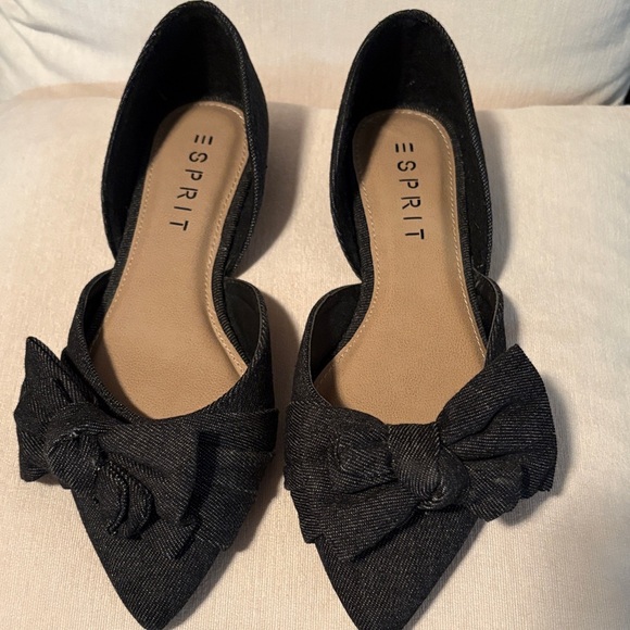 Esprit Shoes - Esprit Women's Elegant Black Flats with Bow